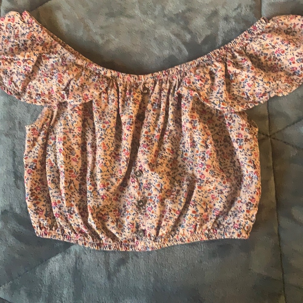 Cute crop top